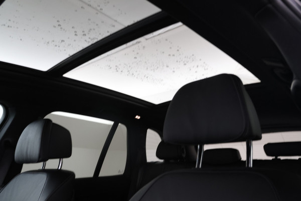 BMW X5 xDrive45e High Executive M-sport Full black Apple carplay