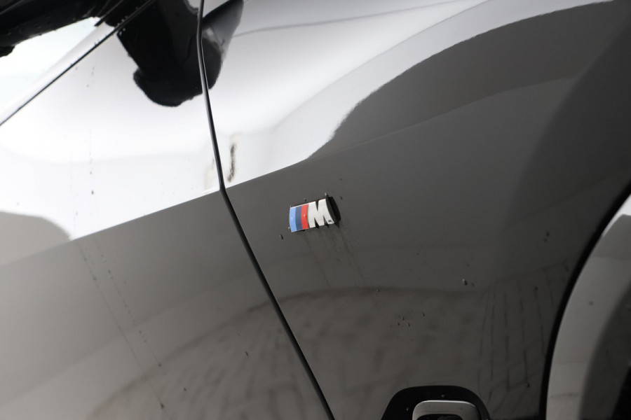 BMW X5 xDrive45e High Executive M-sport Full black Apple carplay