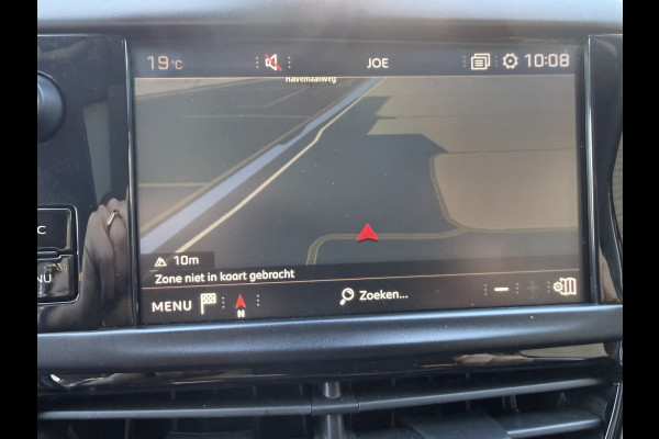 Peugeot 2008 1.2 PureTech GT-Line | AUTOMAAT | PDC | CAMERA | PANORAMADAK | LMV |