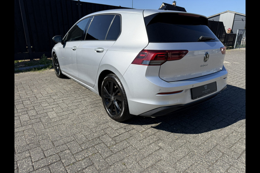 Volkswagen Golf 1.0 TSI Life | NED AUTO | GETINTE RAMEN | ZWART LM | PDC |