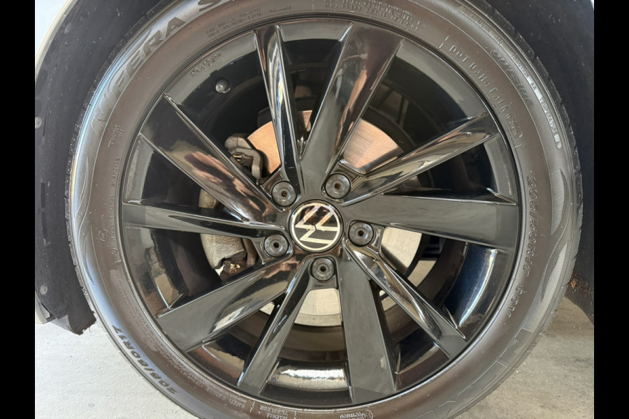 Volkswagen Golf 1.0 TSI Life | NED AUTO | GETINTE RAMEN | ZWART LM | PDC |