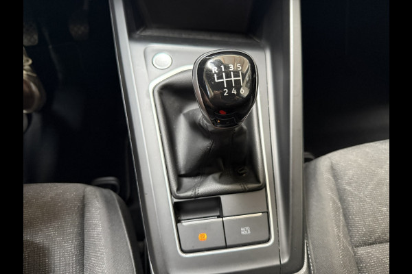 Volkswagen Golf 1.0 TSI Life | NED AUTO | GETINTE RAMEN | ZWART LM | PDC |