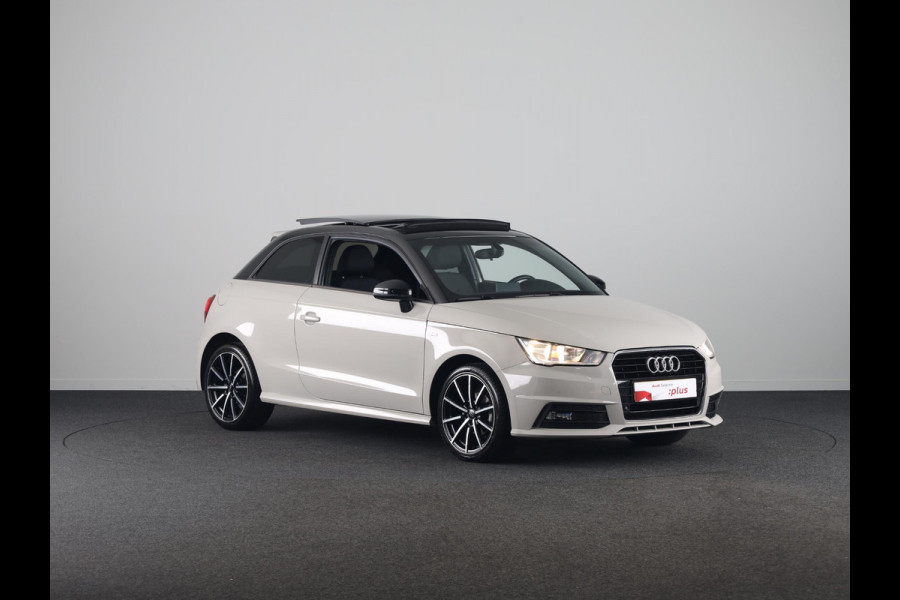 Audi A1 1.0 TFSI Adrenalin 95pk | Automaat | Panoramadak | Parkeerhulp V+A | Alarm | Privacy glas