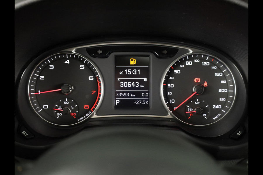 Audi A1 1.0 TFSI Adrenalin 95pk | Automaat | Panoramadak | Parkeerhulp V+A | Alarm | Privacy glas