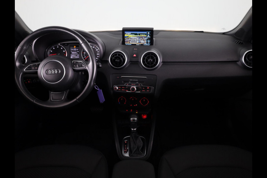 Audi A1 1.0 TFSI Adrenalin 95pk | Automaat | Panoramadak | Parkeerhulp V+A | Alarm | Privacy glas