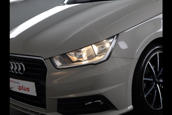 Audi A1 1.0 TFSI Adrenalin 95pk | Automaat | Panoramadak | Parkeerhulp V+A | Alarm | Privacy glas