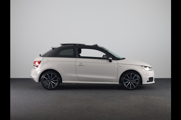 Audi A1 1.0 TFSI Adrenalin 95pk | Automaat | Panoramadak | Parkeerhulp V+A | Alarm | Privacy glas