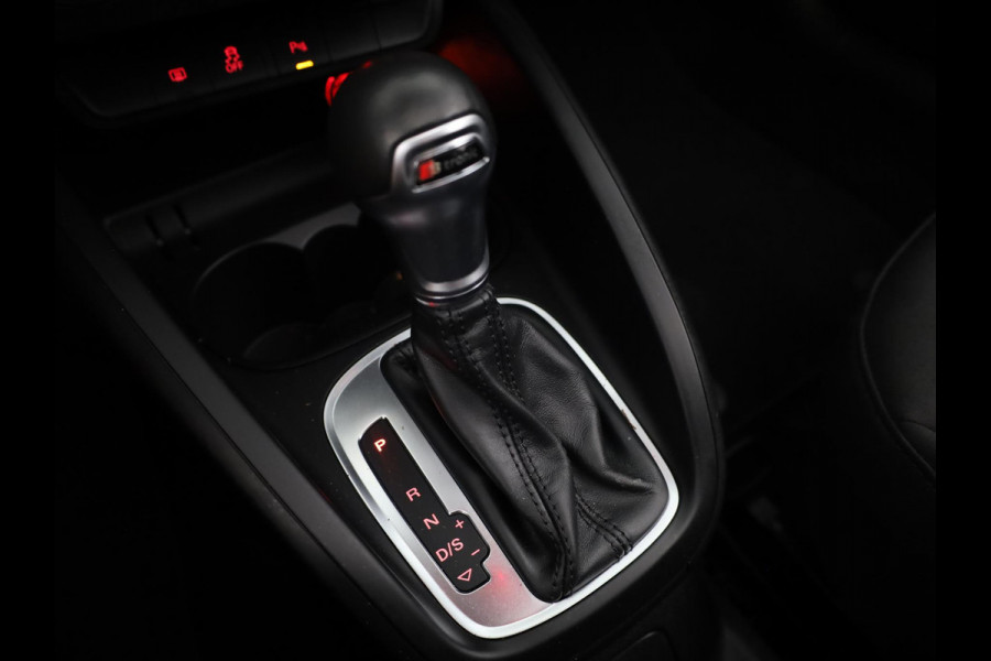 Audi A1 1.0 TFSI Adrenalin 95pk | Automaat | Panoramadak | Parkeerhulp V+A | Alarm | Privacy glas