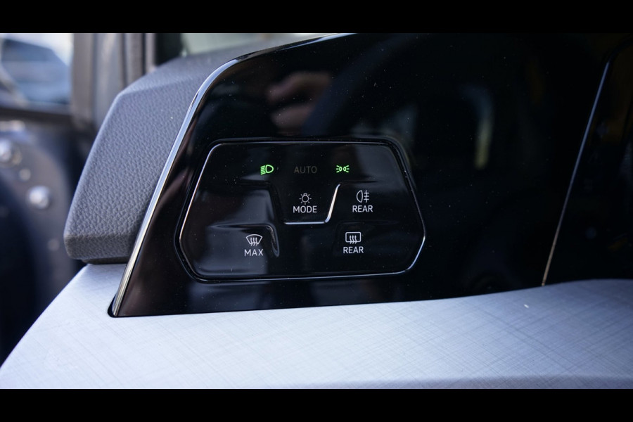 Volkswagen Golf VIII 8.5 1.5 eTSI AUTOMAAT|ACC|AMBIANCE|CARPLAY|FACELIFT|PDC
