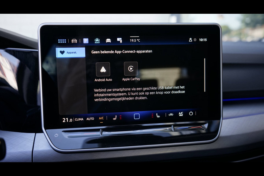 Volkswagen Golf VIII 8.5 1.5 eTSI AUTOMAAT|ACC|AMBIANCE|CARPLAY|FACELIFT|PDC
