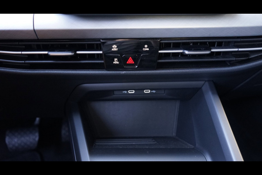 Volkswagen Golf VIII 8.5 1.5 eTSI AUTOMAAT|ACC|AMBIANCE|CARPLAY|FACELIFT|PDC