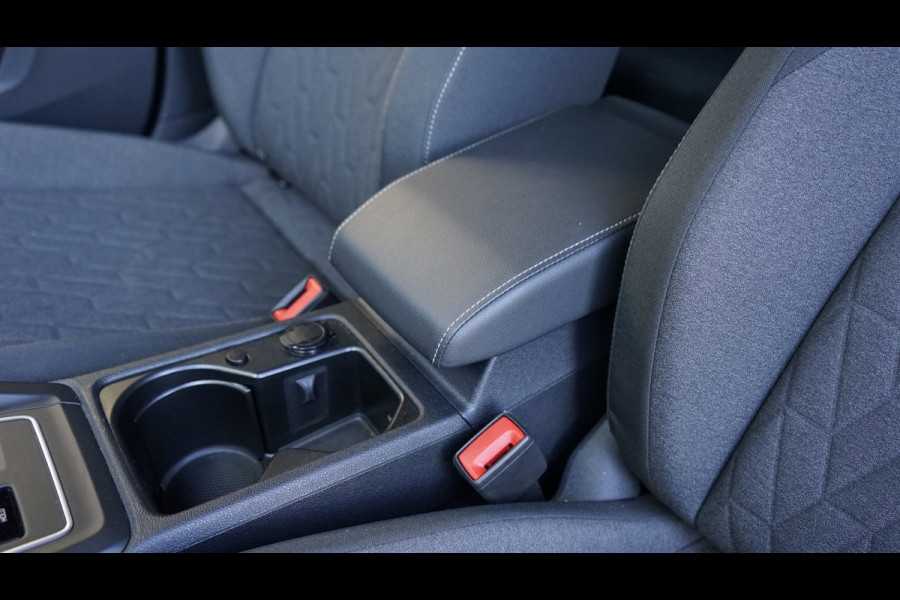 Volkswagen Golf VIII 8.5 1.5 eTSI AUTOMAAT|ACC|AMBIANCE|CARPLAY|FACELIFT|PDC