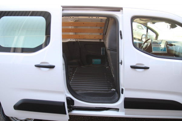 Opel Combo 1.5D L2H1 102PK Edition / Trekhaak / Multi stuur / App connect / cruise