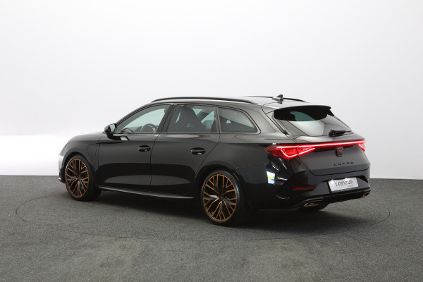 CUPRA Leon Sportstourer 1.4 e-Hybrid VZ 245 PK Copper Edition PHEV, Memory, Stuur-Startknop, Winterpakket, Carplay, Camera