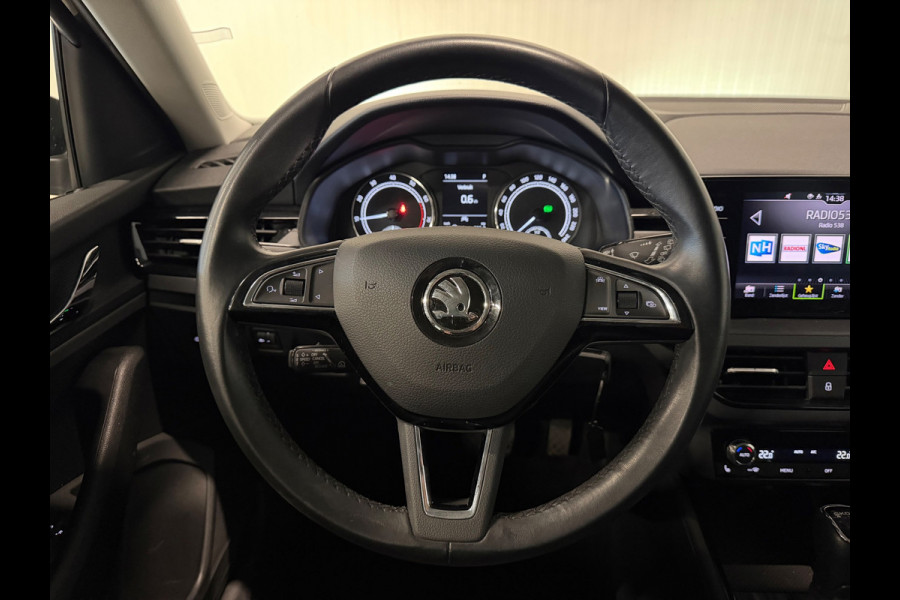 Škoda Kamiq 1.0 TSI Sport Business | ACC | CARPLAY | TREKHAAK | AUTOMAAT