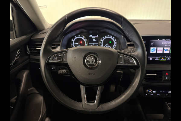Škoda Kamiq 1.0 TSI Sport Business | ACC | CARPLAY | TREKHAAK | AUTOMAAT