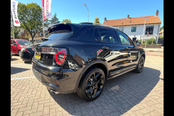 Lynk & Co 01 1.5 Black Edition Panorama, 1.800 kg trekgewicht