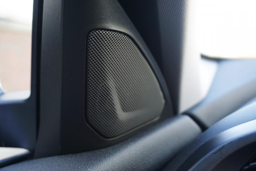 BMW 1-serie 118i Business Edition Luxury/Leer/1e Eigenaar/ CarPlay/LED.