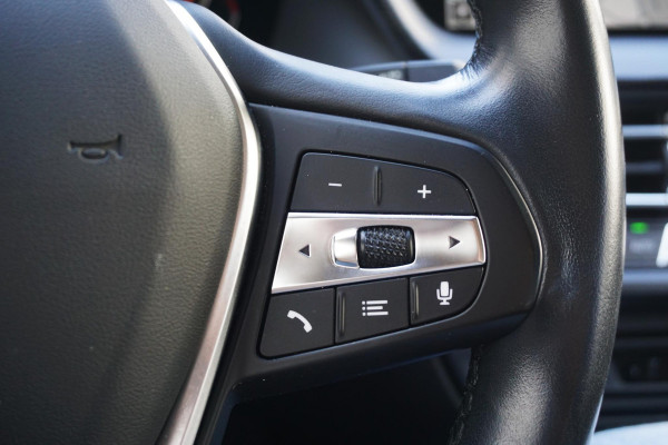 BMW 1-serie 118i Business Edition Luxury/Leer/1e Eigenaar/ CarPlay/LED.