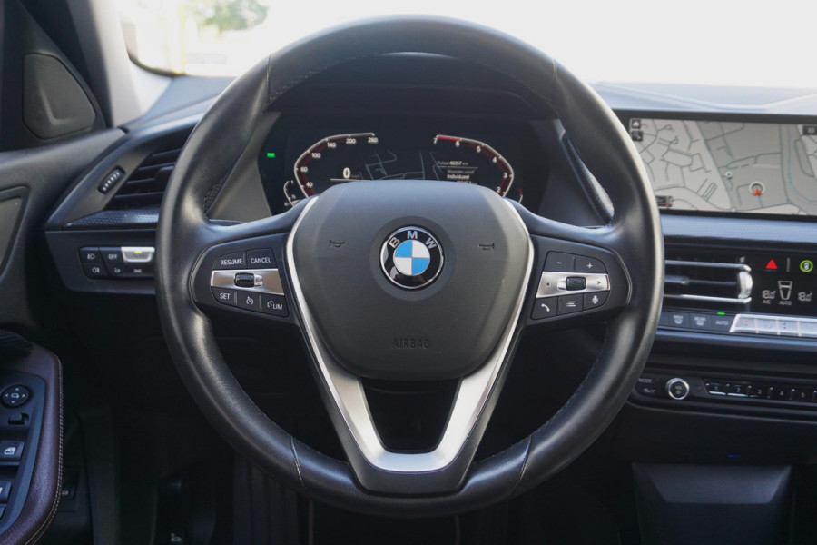 BMW 1-serie 118i Business Edition Luxury/Leer/1e Eigenaar/ CarPlay/LED.