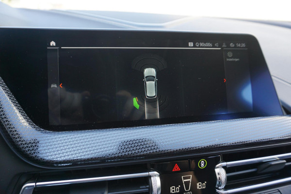 BMW 1-serie 118i Business Edition Luxury/Leer/1e Eigenaar/ CarPlay/LED.