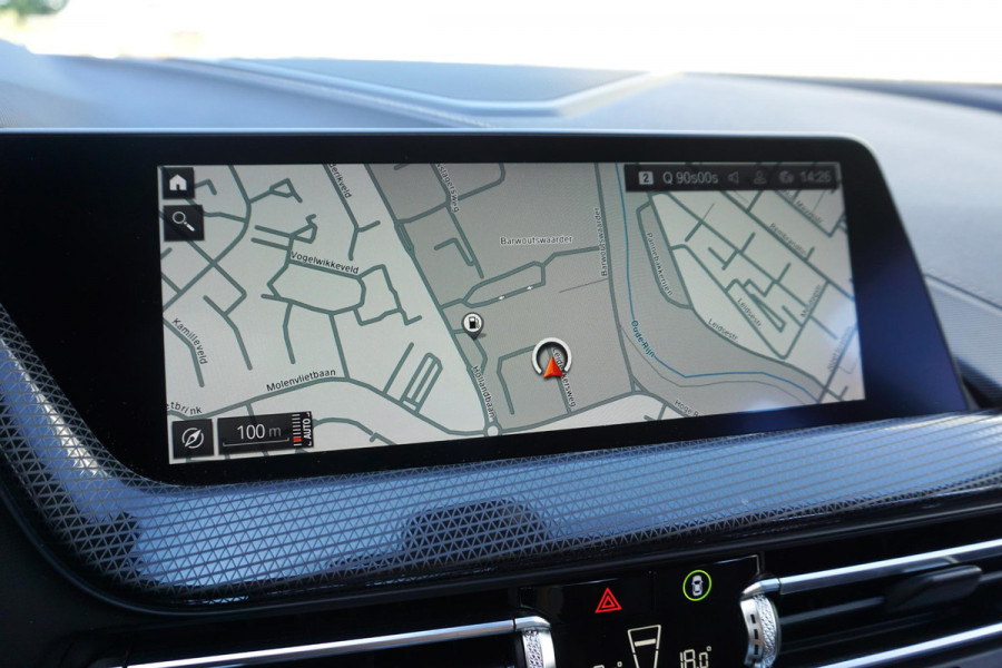 BMW 1-serie 118i Business Edition Luxury/Leer/1e Eigenaar/ CarPlay/LED.