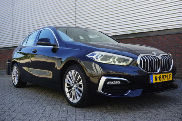 BMW 1-serie 118i Business Edition Luxury/Leer/1e Eigenaar/ CarPlay/LED.