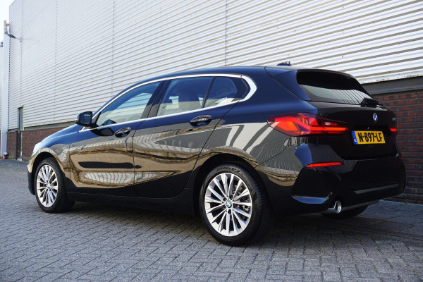 BMW 1-serie 118i Business Edition Luxury/Leer/1e Eigenaar/ CarPlay/LED.