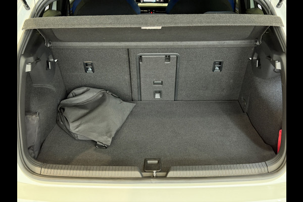 Volkswagen Golf 1.4 GTE 245PK BTW|Automaat|ACC|DCC|PDC|