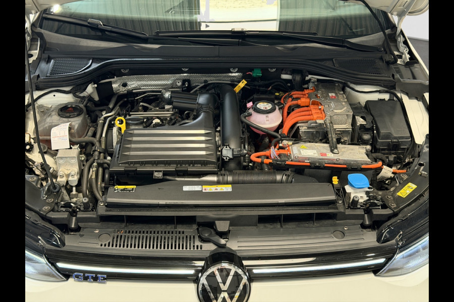 Volkswagen Golf 1.4 GTE 245PK BTW|Automaat|ACC|DCC|PDC|