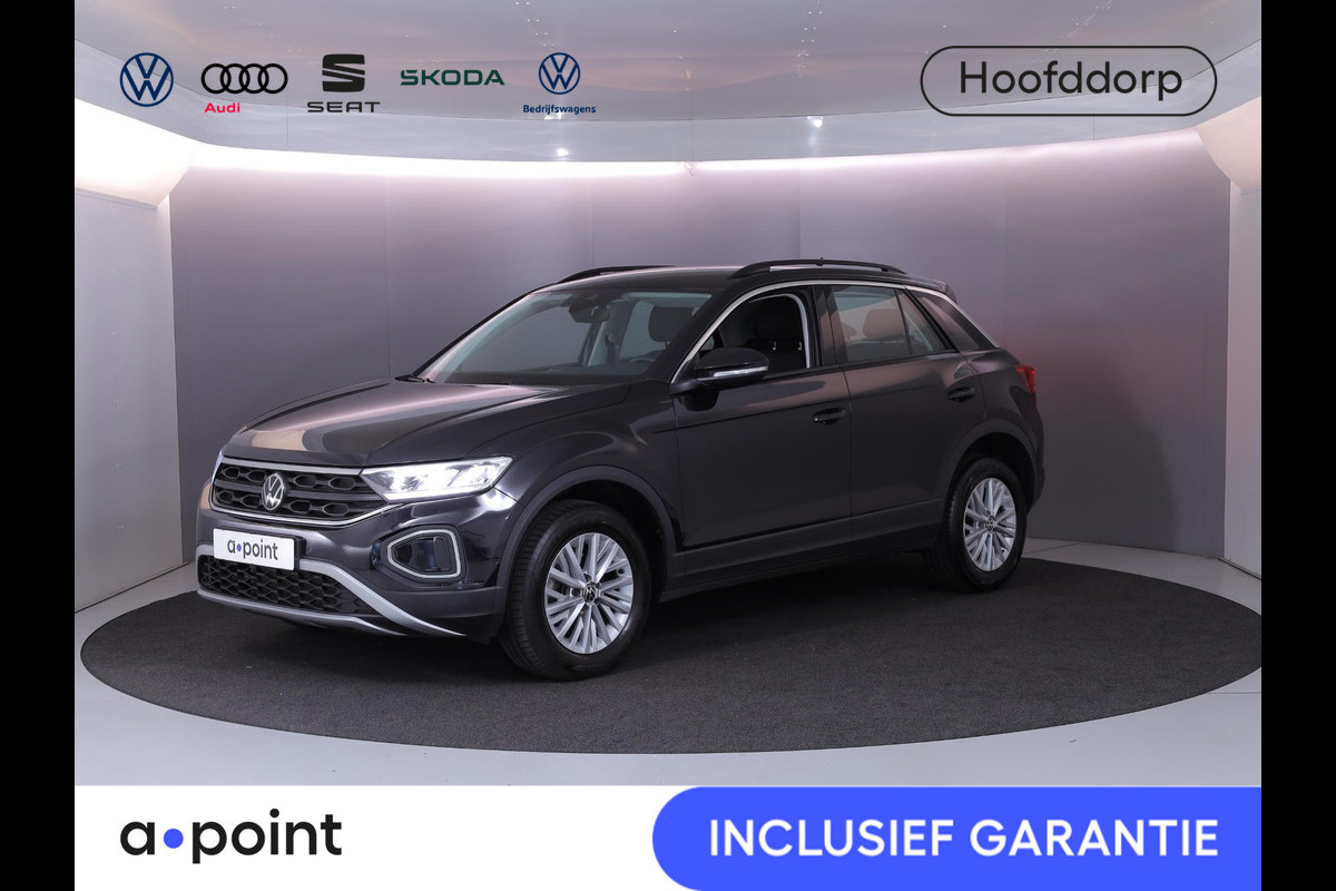 Volkswagen T-Roc 1.5 TSI Life 150 pk Automaat (DSG) | Navigatie via App | Parkeersensoren (Park assist) | Achteruitrijcamera | Autom. airco | Stoelverwarming |