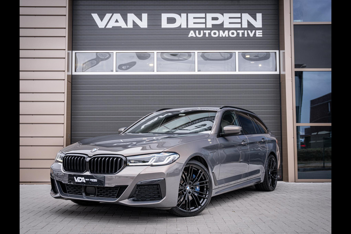 BMW 5 Serie Touring 530e High Executive M-Sport l Laser l Softclose l HUD l Memory