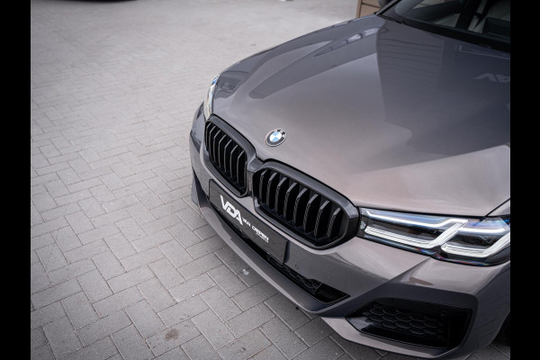 BMW 5 Serie Touring 530e High Executive M-Sport l Laser l Softclose l HUD l Memory