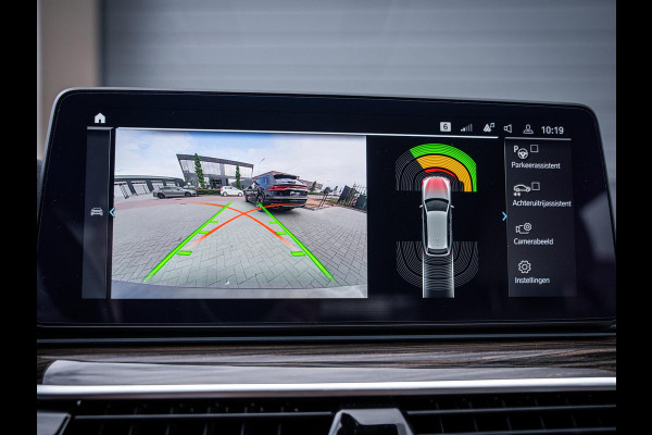 BMW 5 Serie Touring 530e High Executive M-Sport l Laser l Softclose l HUD l Memory