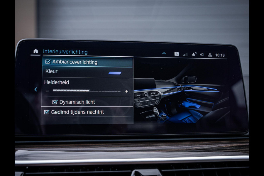 BMW 5 Serie Touring 530e High Executive M-Sport l Laser l Softclose l HUD l Memory