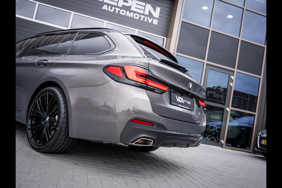 BMW 5 Serie Touring 530e High Executive M-Sport l Laser l Softclose l HUD l Memory