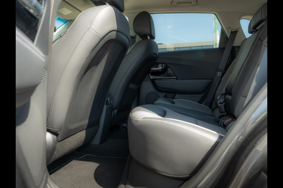 Kia e-Niro DynamicPlusLine 64 kWh | Stoel en stuurverwarming| Navigatie |