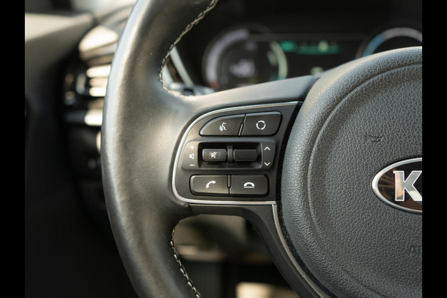 Kia e-Niro DynamicPlusLine 64 kWh | Stoel en stuurverwarming| Navigatie |