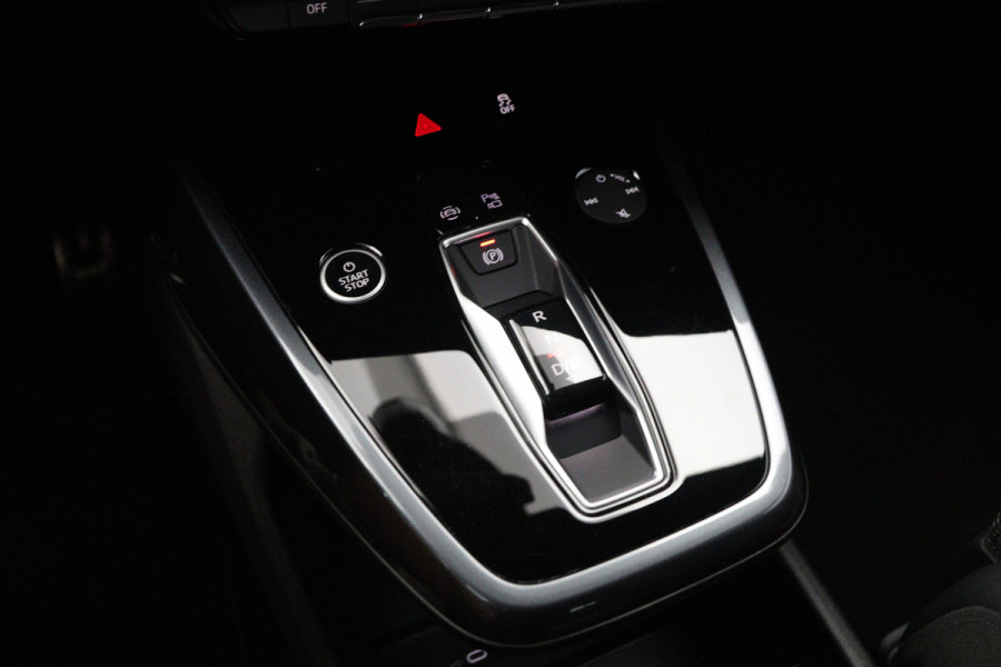 Audi Q4 e-tron 40 204 PK S-Line Edition 77 kWh, SOH 98%, Sportstoelen, Adap. Cruise Control, Climate Control, Camera
