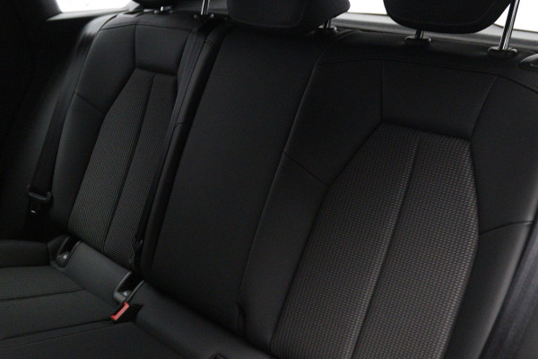 Audi Q4 e-tron 40 204 PK S-Line Edition 77 kWh, SOH 98%, Sportstoelen, Adap. Cruise Control, Climate Control, Camera