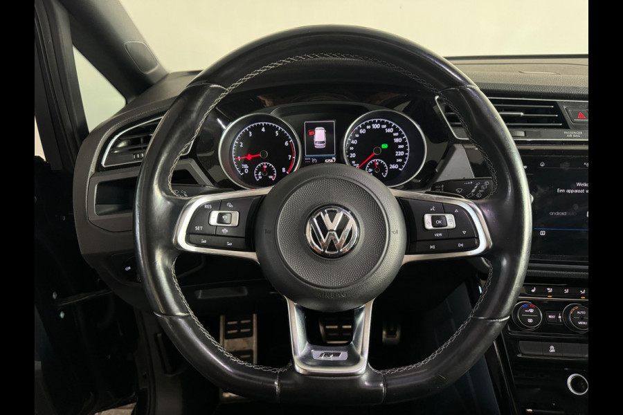 Volkswagen Touran 1.5 TSI R-Line 7p Pano|ACC|Keyless|Stoelverwarming|Carplay