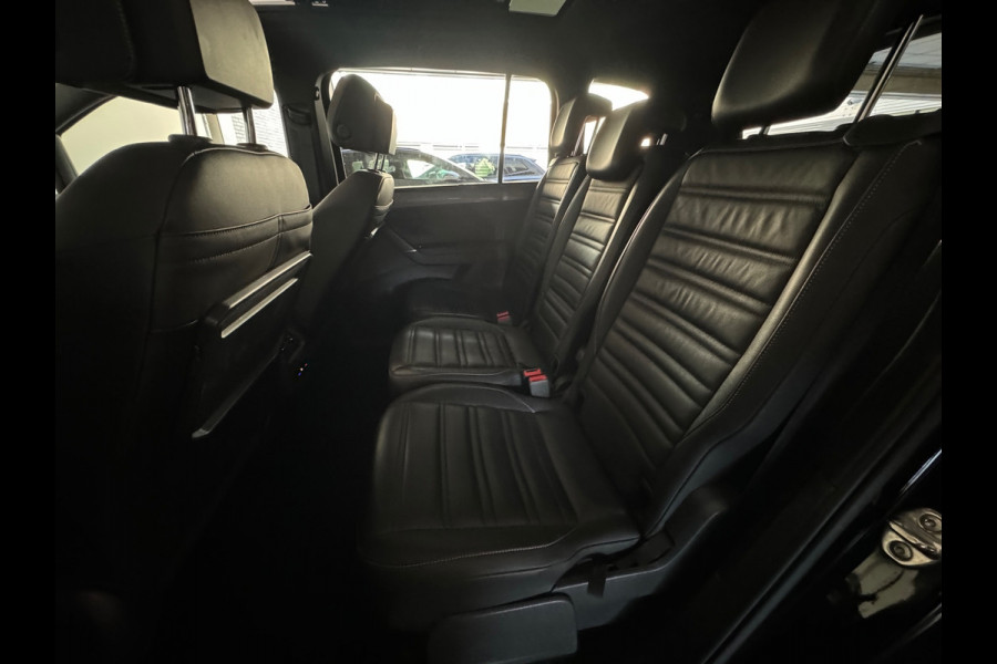 Volkswagen Touran 1.5 TSI R-Line 7p Pano|ACC|Keyless|Stoelverwarming|Carplay