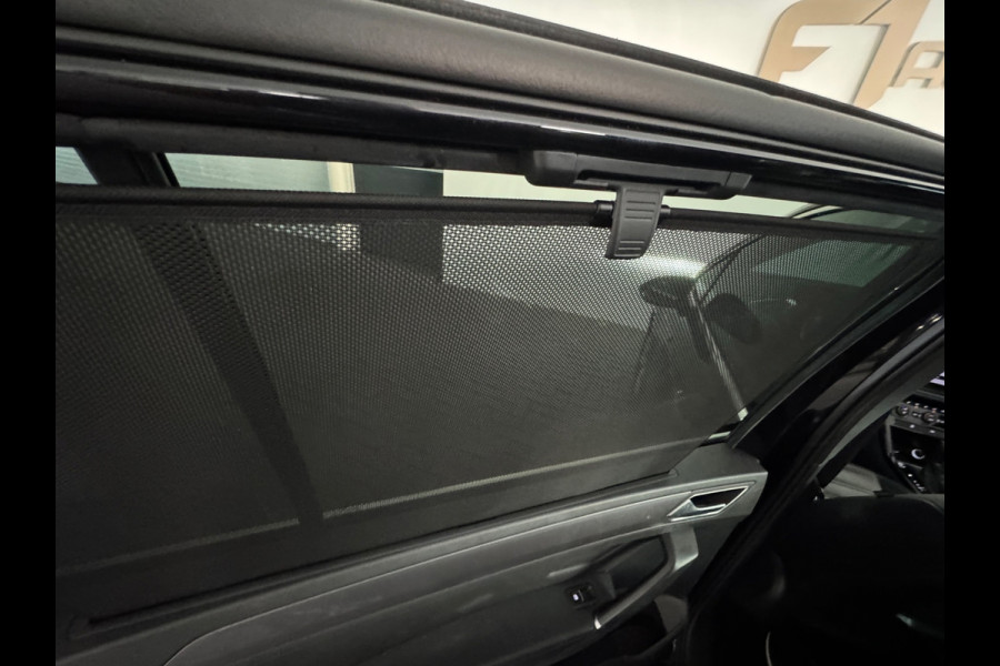 Volkswagen Touran 1.5 TSI R-Line 7p Pano|ACC|Keyless|Stoelverwarming|Carplay