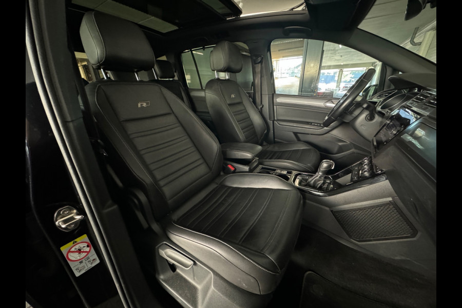 Volkswagen Touran 1.5 TSI R-Line 7p Pano|ACC|Keyless|Stoelverwarming|Carplay
