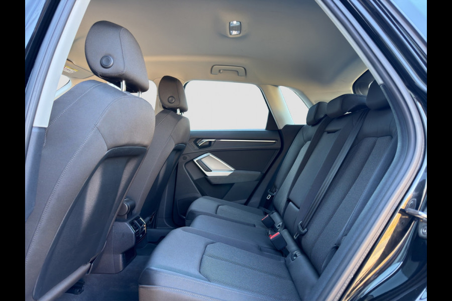 Audi Q3 35 TFSI|ACC|Keyless|20''|Stoelverwarm|Full Led|Automaat