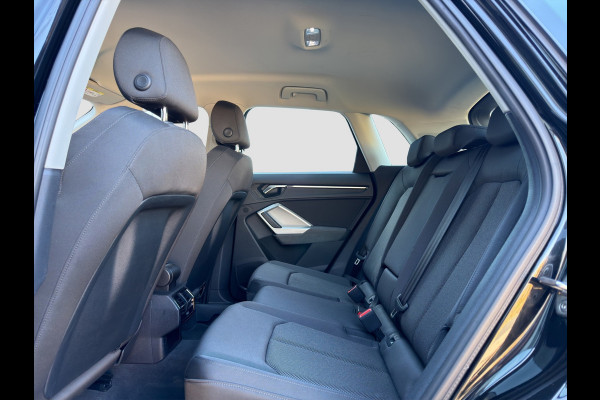 Audi Q3 35 TFSI|ACC|Keyless|20''|Stoelverwarm|Full Led|Automaat