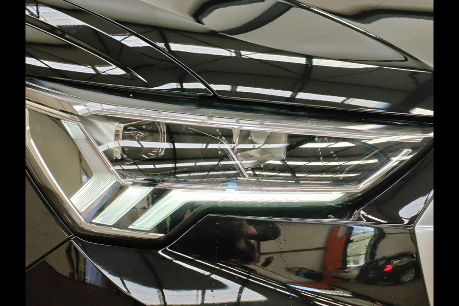 Audi Q3 35 TFSI|ACC|Keyless|20''|Stoelverwarm|Full Led|Automaat