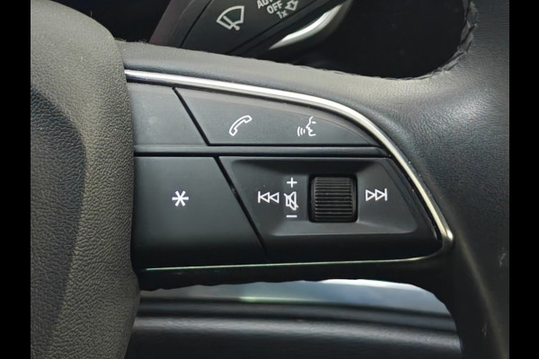 Audi Q3 35 TFSI|ACC|Keyless|20''|Stoelverwarm|Full Led|Automaat