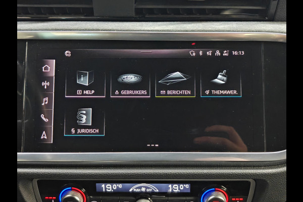 Audi Q3 35 TFSI|ACC|Keyless|20''|Stoelverwarm|Full Led|Automaat