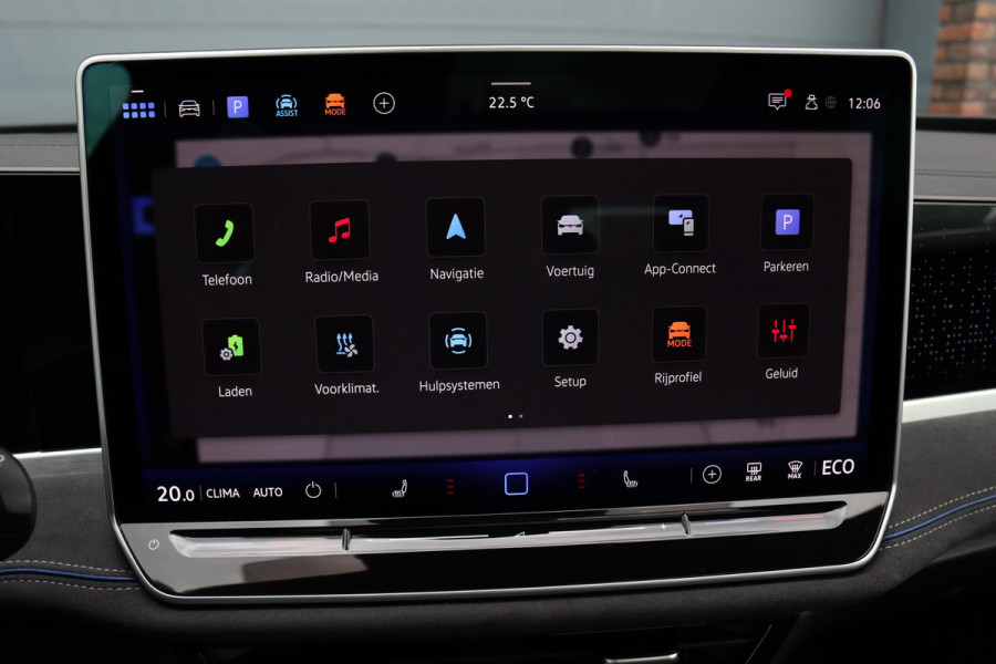 Volkswagen Passat Variant 1.5 eHybrid R-Line Edition | ACC | Panoramadak | Harman&Kardon | Massage | HUD | Trekhaak | iQ.Light | Stoelverwarming V+A | Zonnerollo's |
